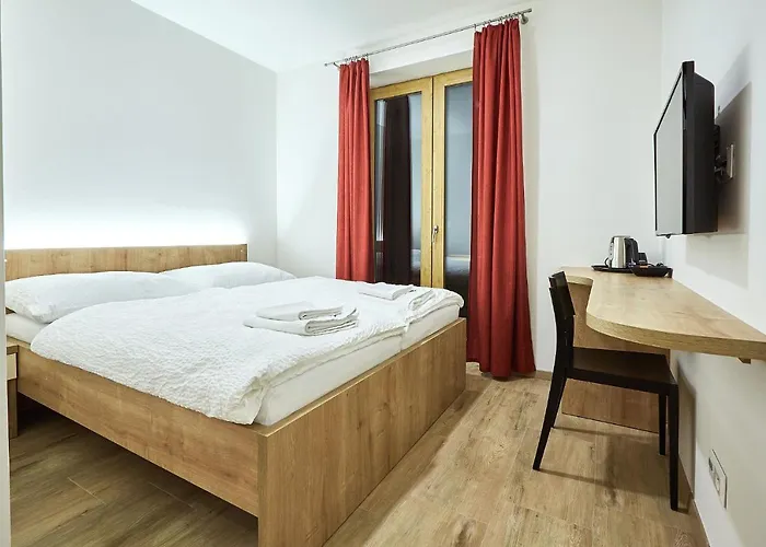 U Zamku Гостевой дом Orechov (Zlin)